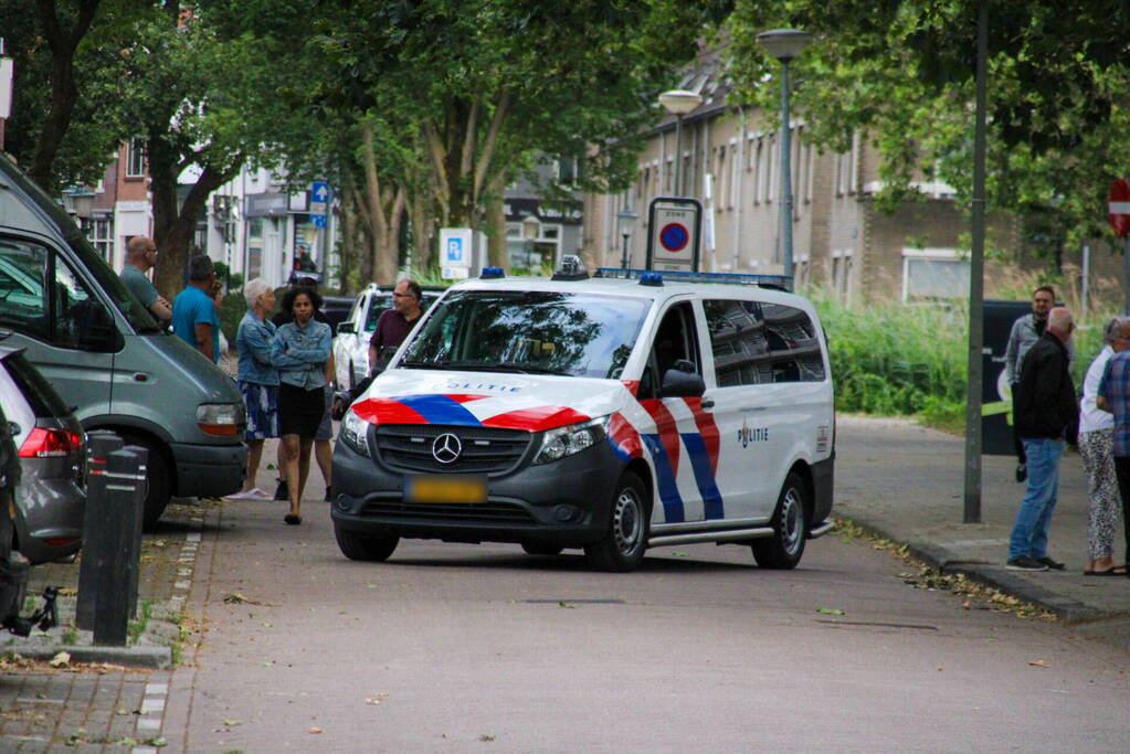 Woning beschadigd door explosie bij voordeur