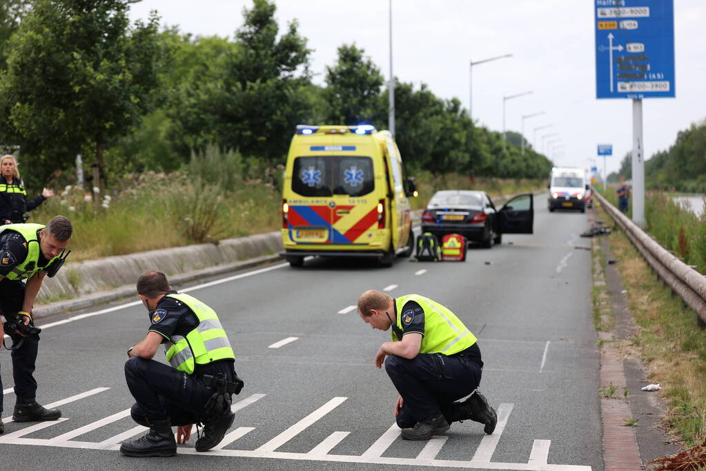 Fatbiker zwaargewond bij aanrijding met auto