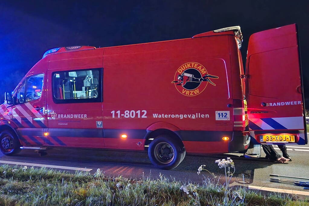 Zwaargewonden nadat auto te water raakt