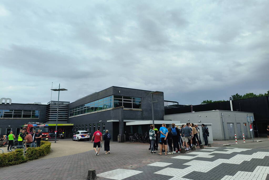 Sportcentrum ontruimd door brandmelding