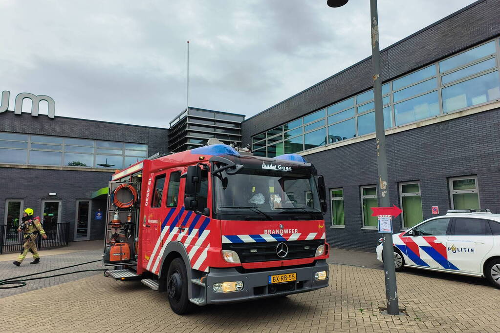 Sportcentrum ontruimd door brandmelding