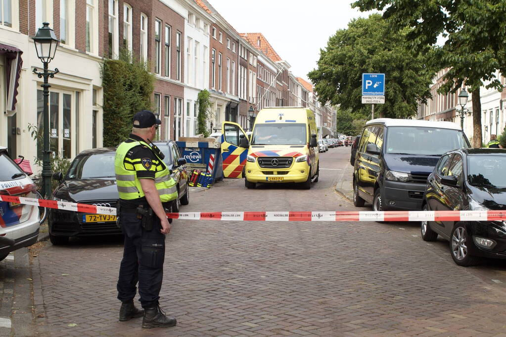 Straat afgezet na incident, traumahelikopter ingezet