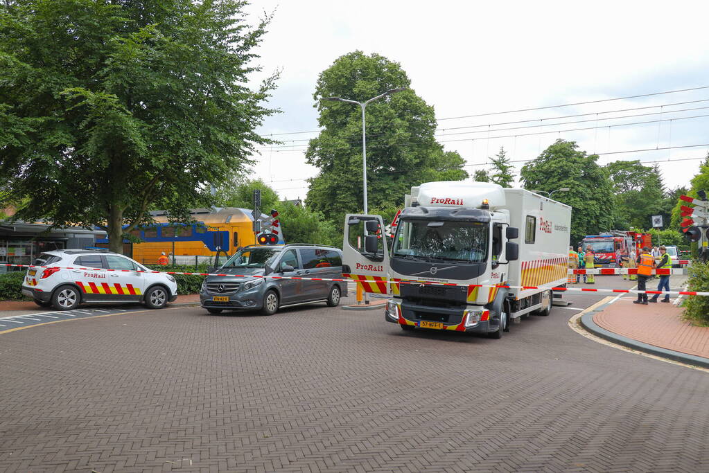 Persoon overleden bij aanrijding met trein