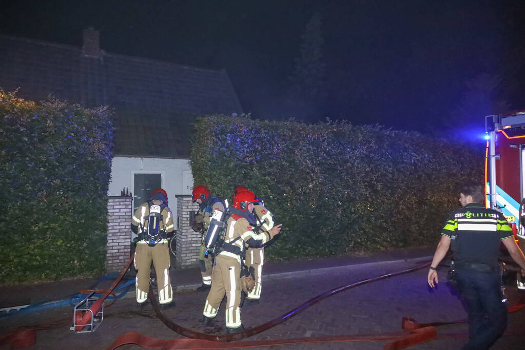 Kind roep om hulp bij woningbrand