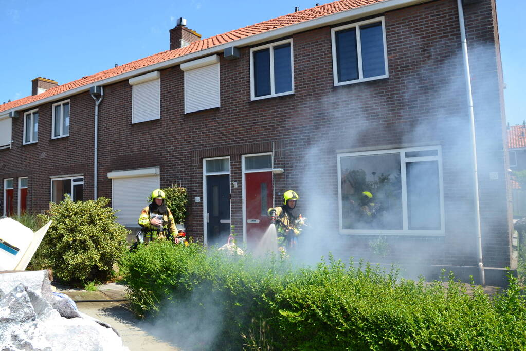 Tuinbrand door onkruidverbranding