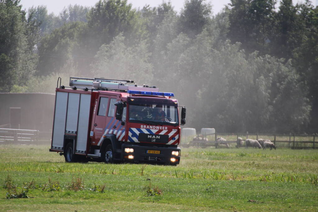 Tractor gaat in vlammen op