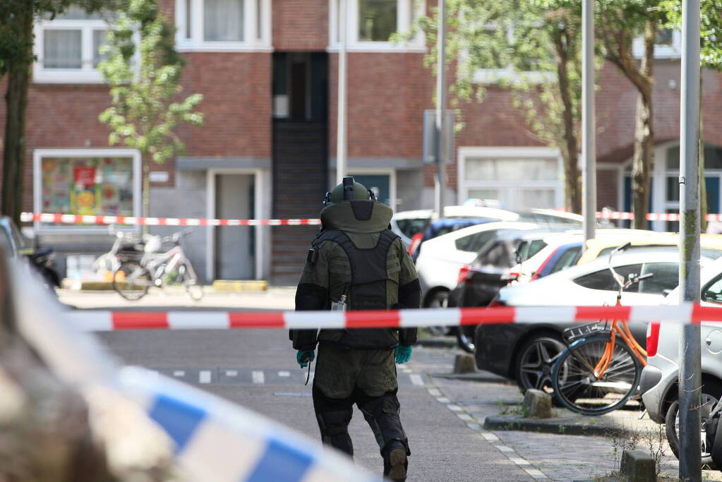 Onderzoek naar twee aangetroffen explosieven