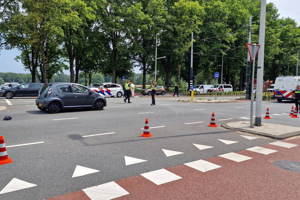 Kind gewond bij aanrijding met auto