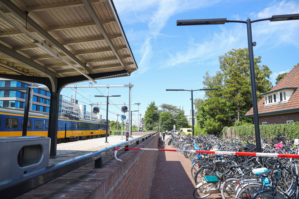 Geen treinen door aanrijding met persoon