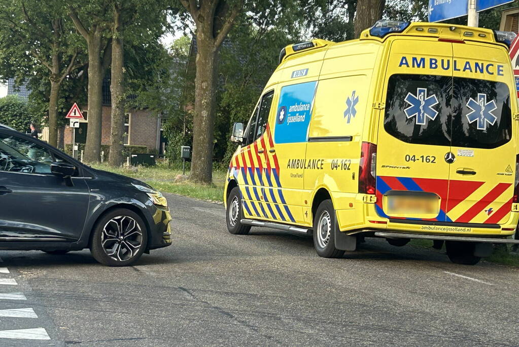 Fietser gewond bij aanrijding met auto