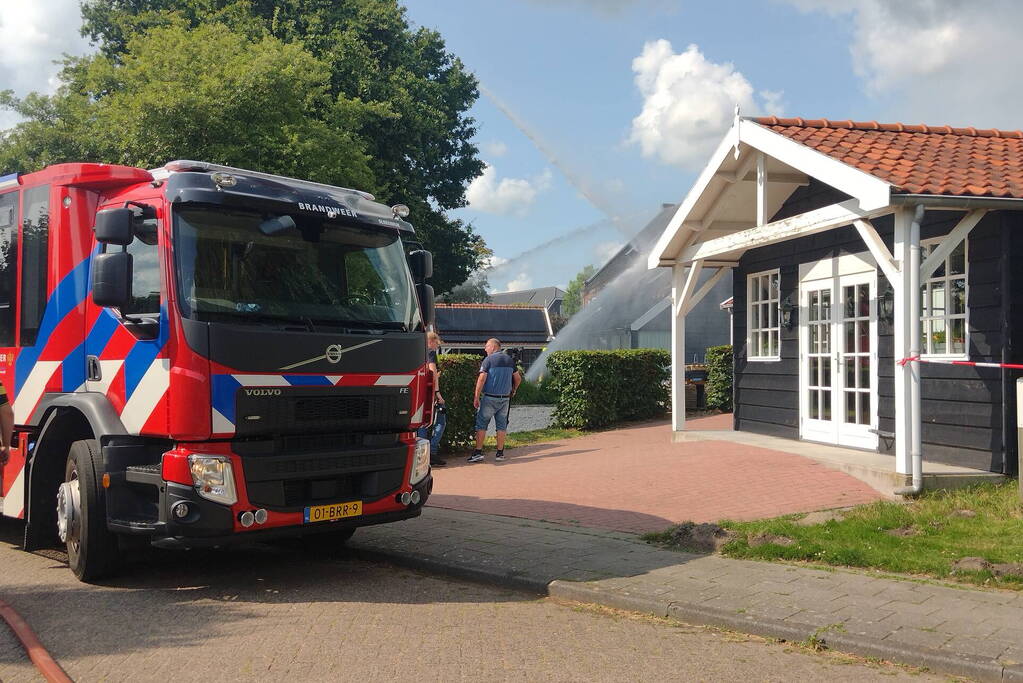 Brand slaat over na zorgboerderij