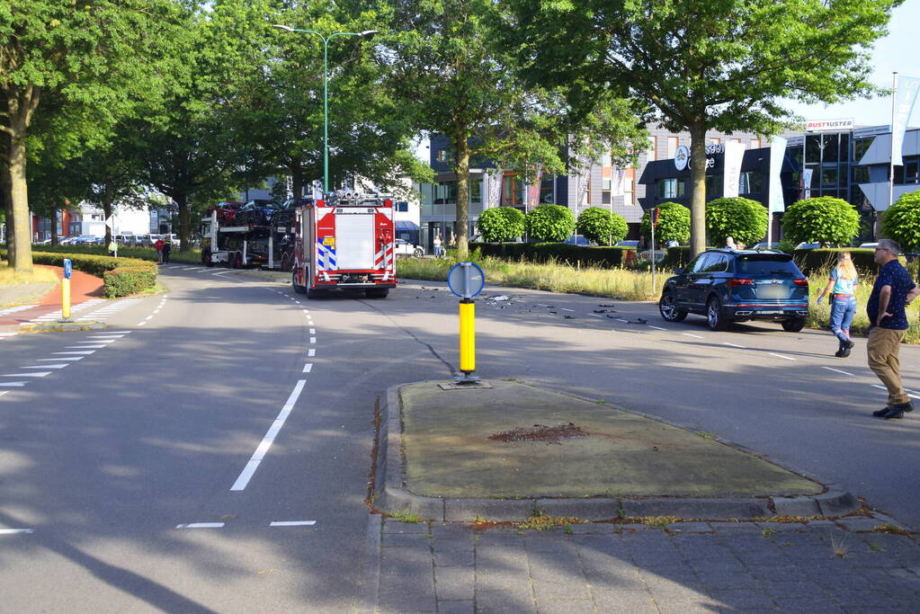 Vrachtwagen lekt honderden liters diesel na botsing