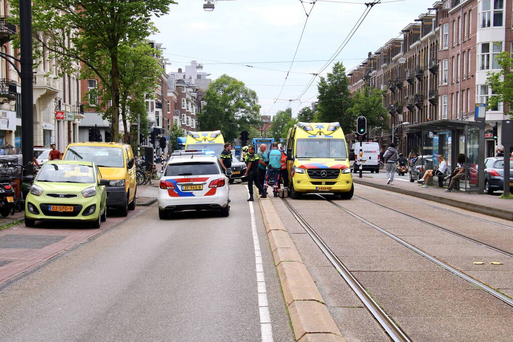 Politie doet onderzoek naar steekpartij