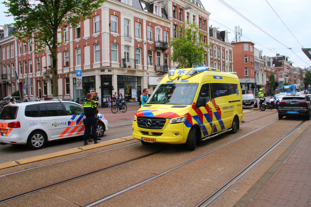 Politie doet onderzoek naar steekpartij