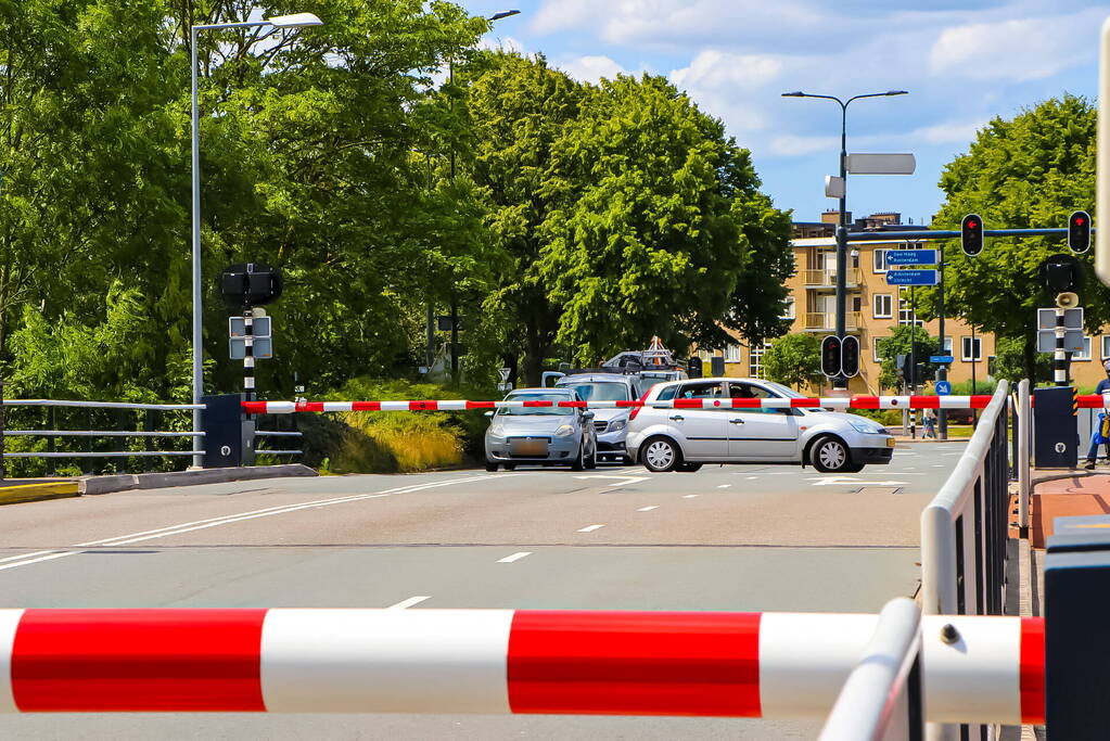 Leiderdorpsebrug in storing