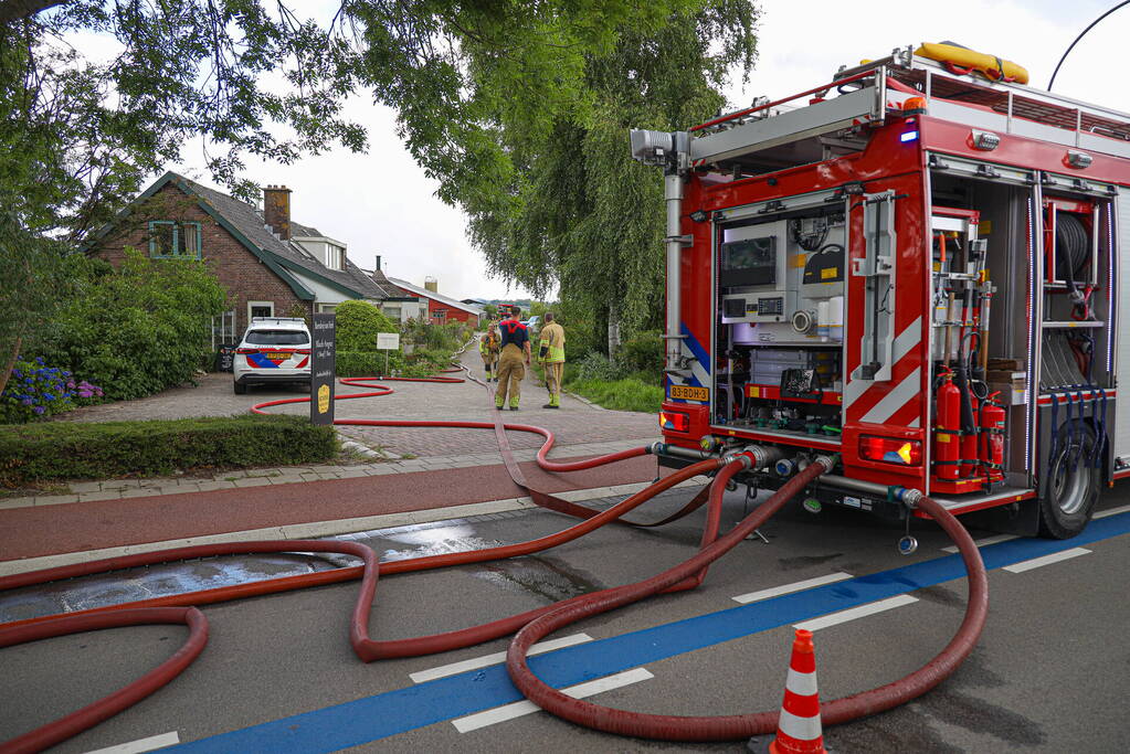 Flinke brand bij agrarisch bedrijf