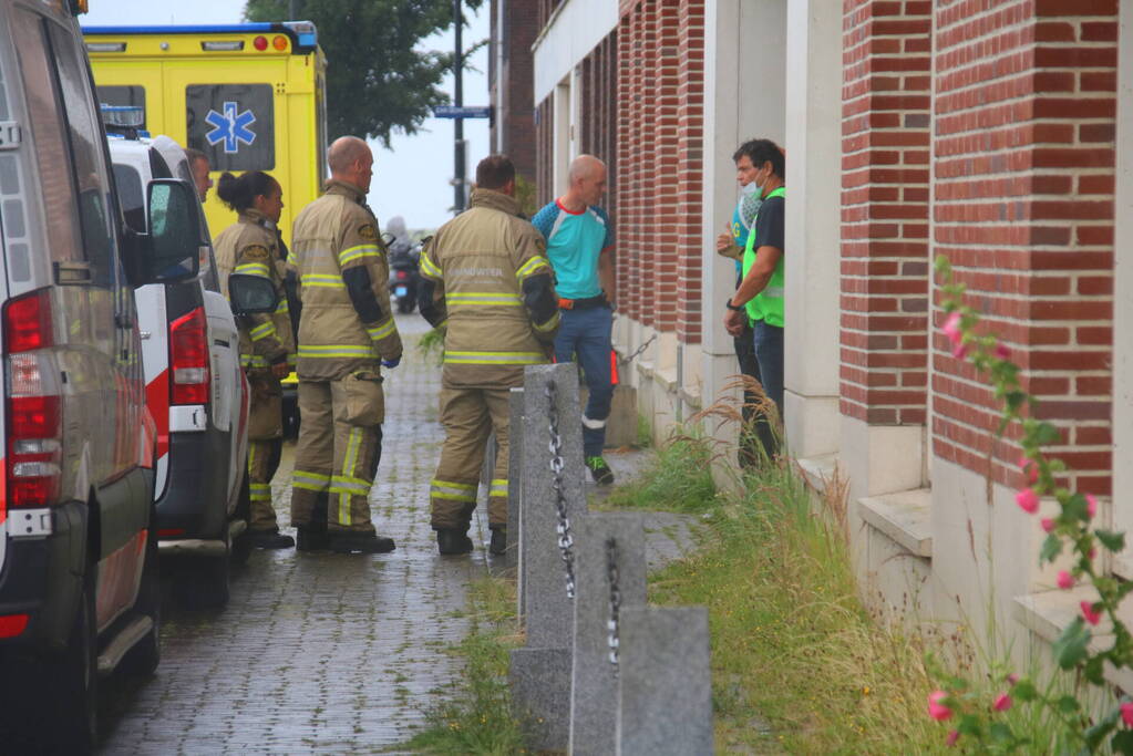 Grote inzet hulpdiensten na aantreffen verdacht pakketje