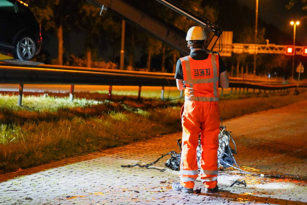 Auto verliest motor bij enkelzijdig ongeval