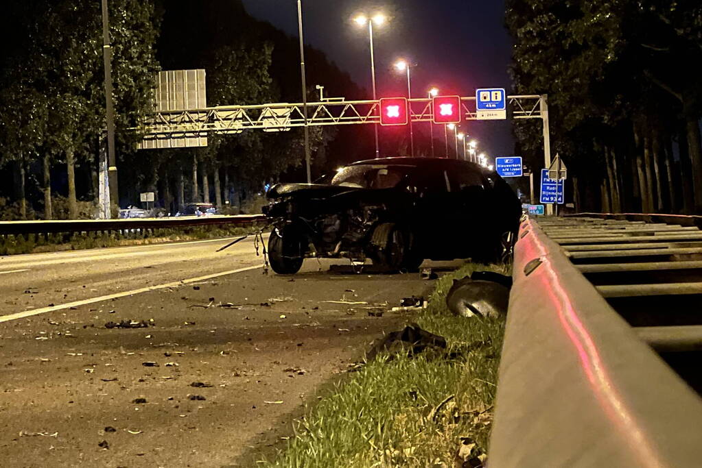 Auto verliest motor bij enkelzijdig ongeval