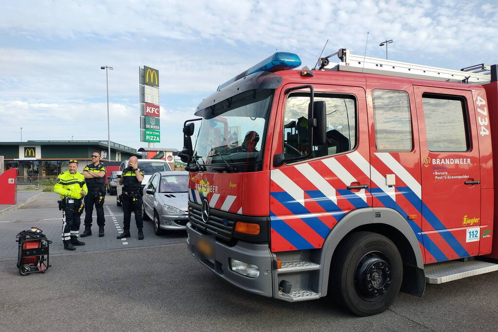 KFC ontruimd vanwege lekkage CO2 cilinder