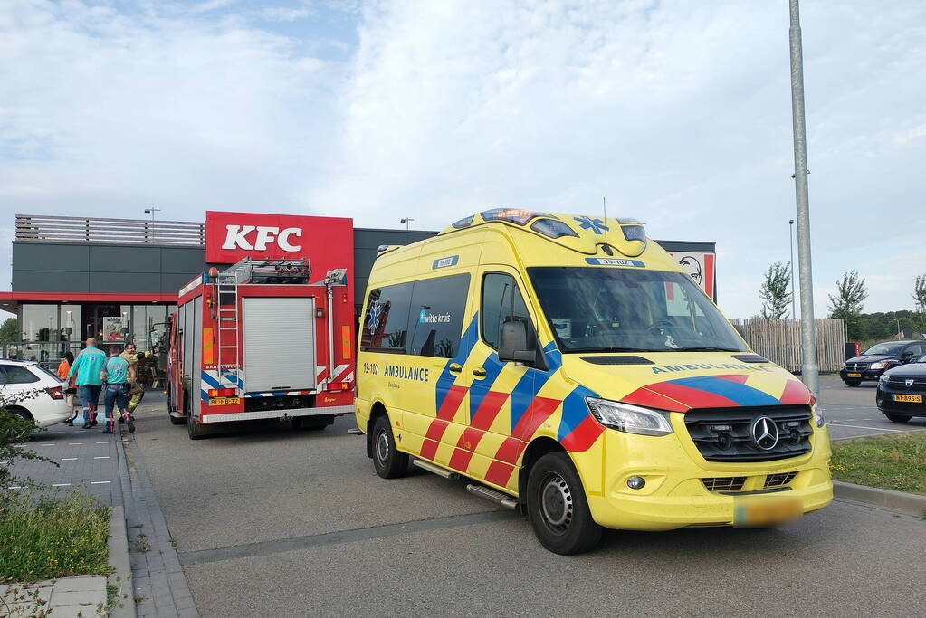 KFC ontruimd vanwege lekkage CO2 cilinder