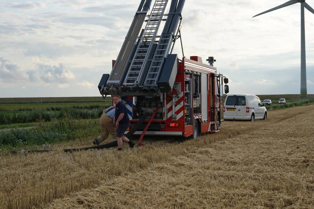 Beginnende brand maaidorser snel onder controle