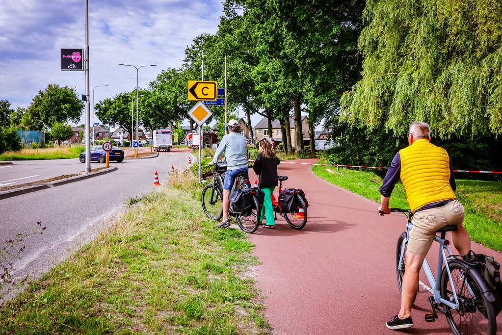 Houten paal door gasleiding geslagen