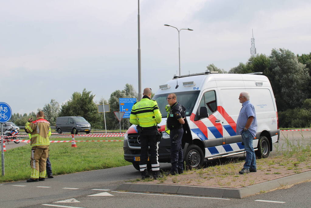 Persoon overleden na ongeval op carpoolplaats