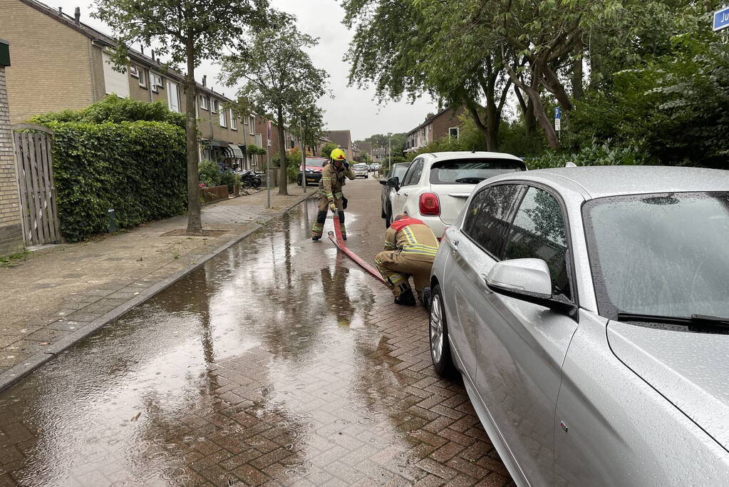 Brand bij oud leegstaand schoolgebouw