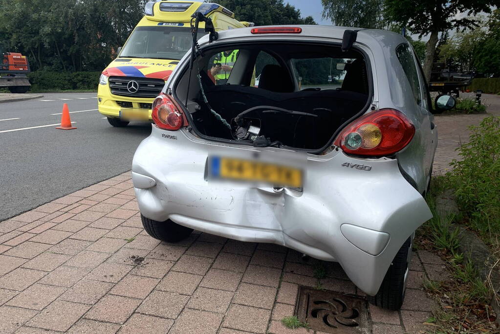 Schade bij aanrijding op Anerdijk in Gramsbergen