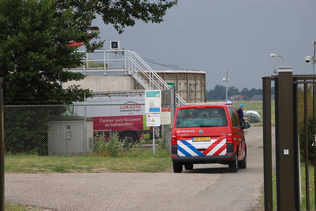 Grote brand op terrein van rioolwaterzuivering