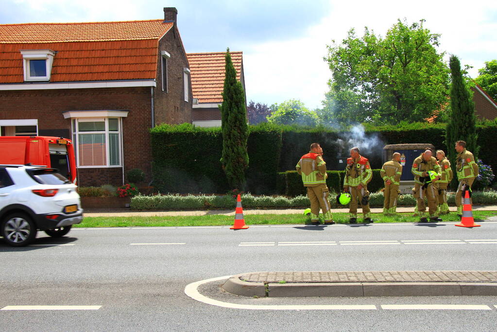 Rook uit elektriciteitskast