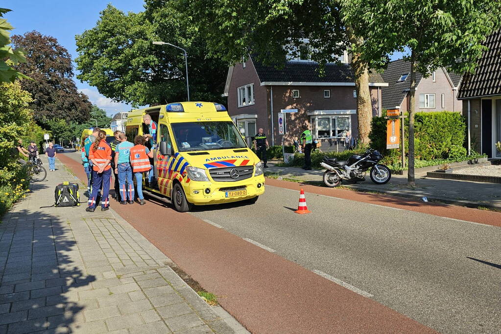 Ernstig ongeval tussen motorrijder en bestuurder van scootmobiel