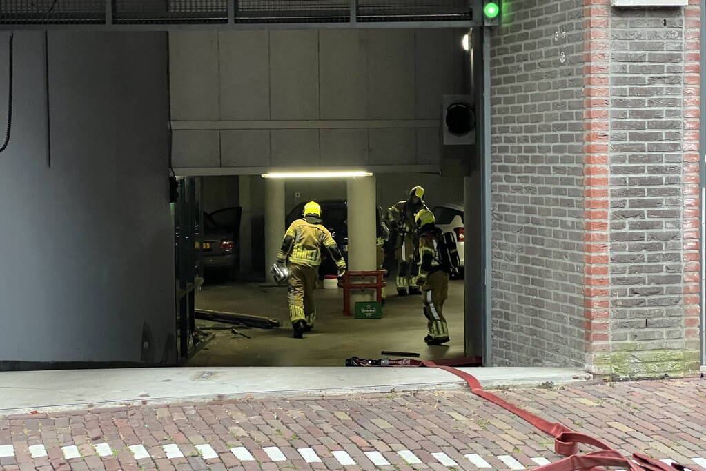 Gewonde na ongeval in parkeergarage