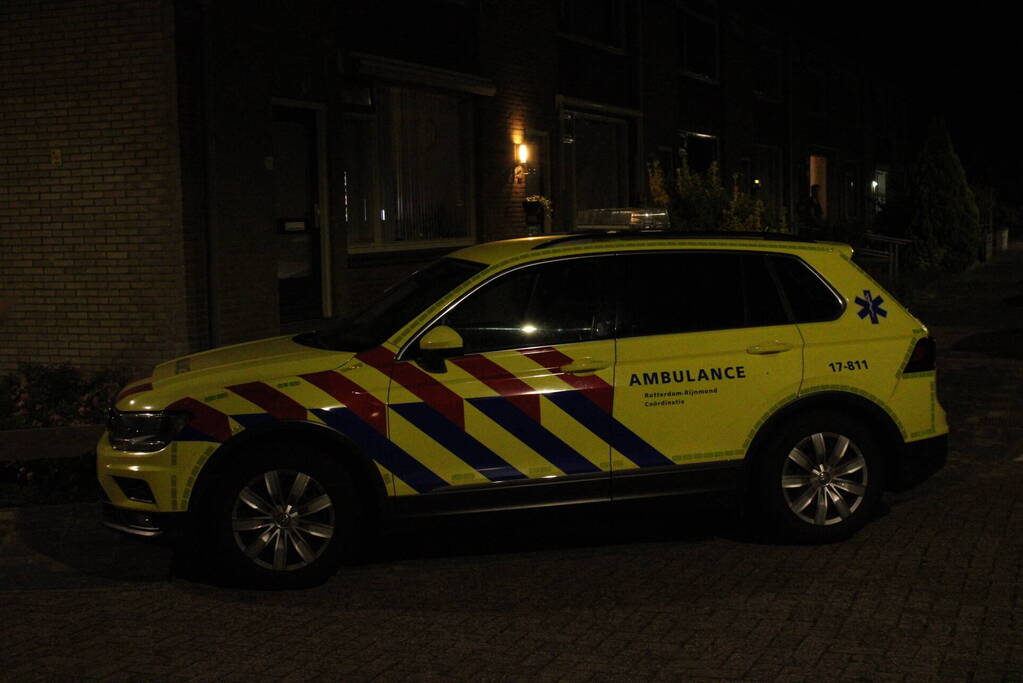 Persoon in brand door steekvlam