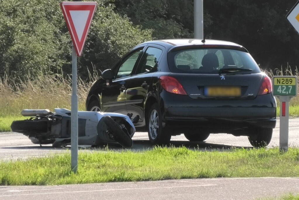 Scooterrijder gewond bij ongeval