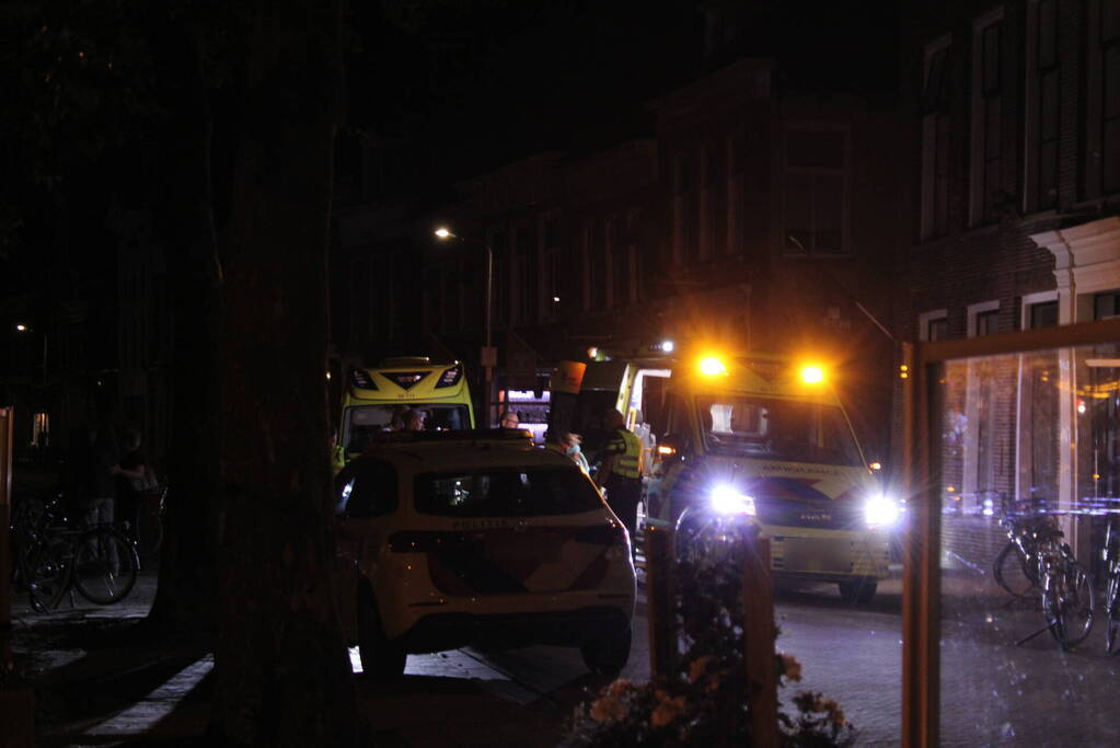 Twee fietsers botsen op elkaar