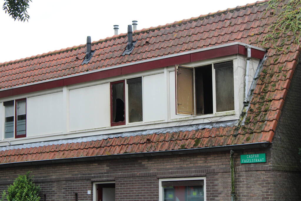 Persoon gewond bij brand in woning