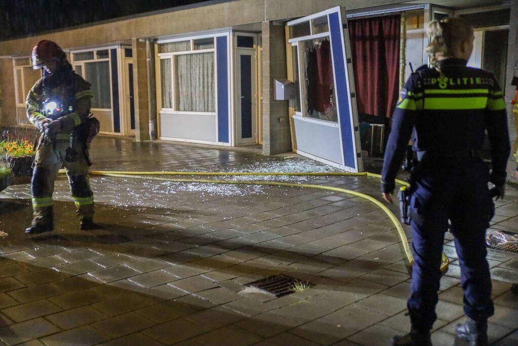 Veel schade na explosie in woning