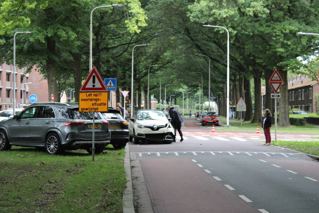 Onderzoek naar aanrijding tussen auto en scooter