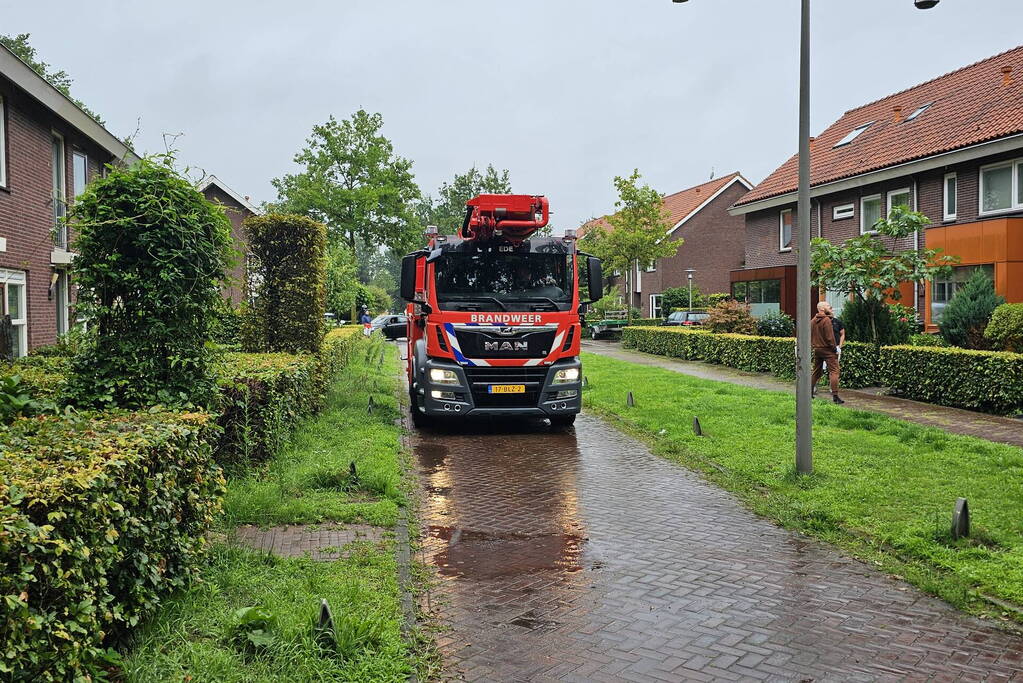 Brand op zolder van woning door accu