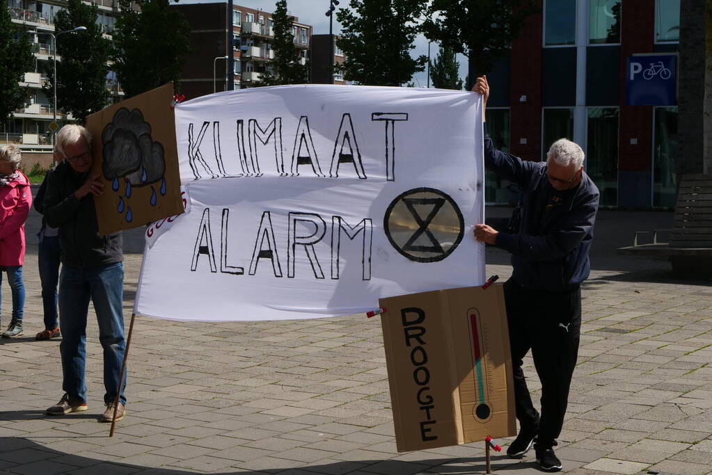 Luchtalarm is klimaatalarm Extinction Rebellion