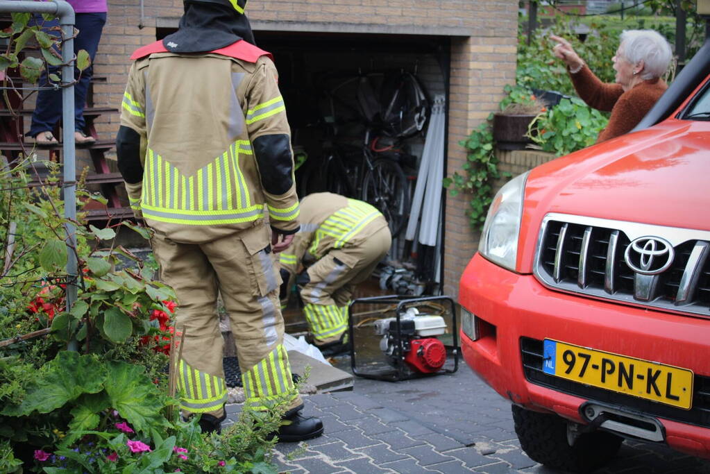 Garagebox volgelopen met water