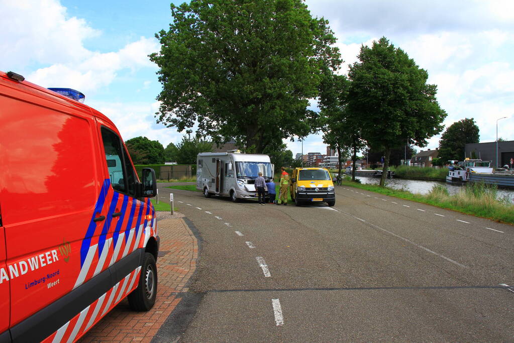 Camper gestrand door brandstoflekkage