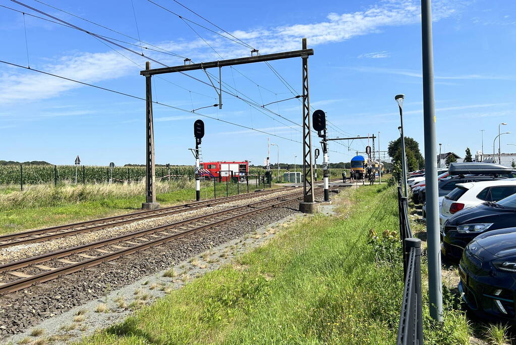 Geen treinverkeer door aanrijding met trein