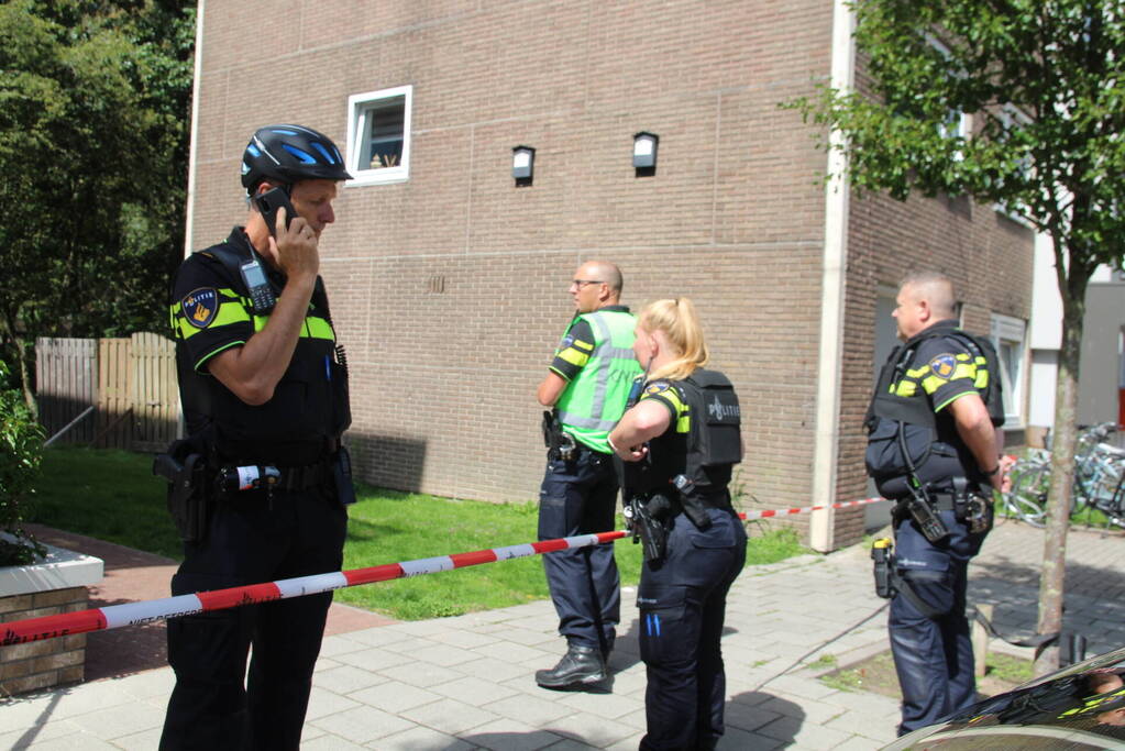 Grote politieinzet in woonwijk