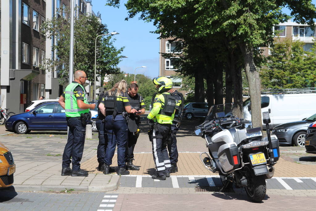 Grote politieinzet in woonwijk