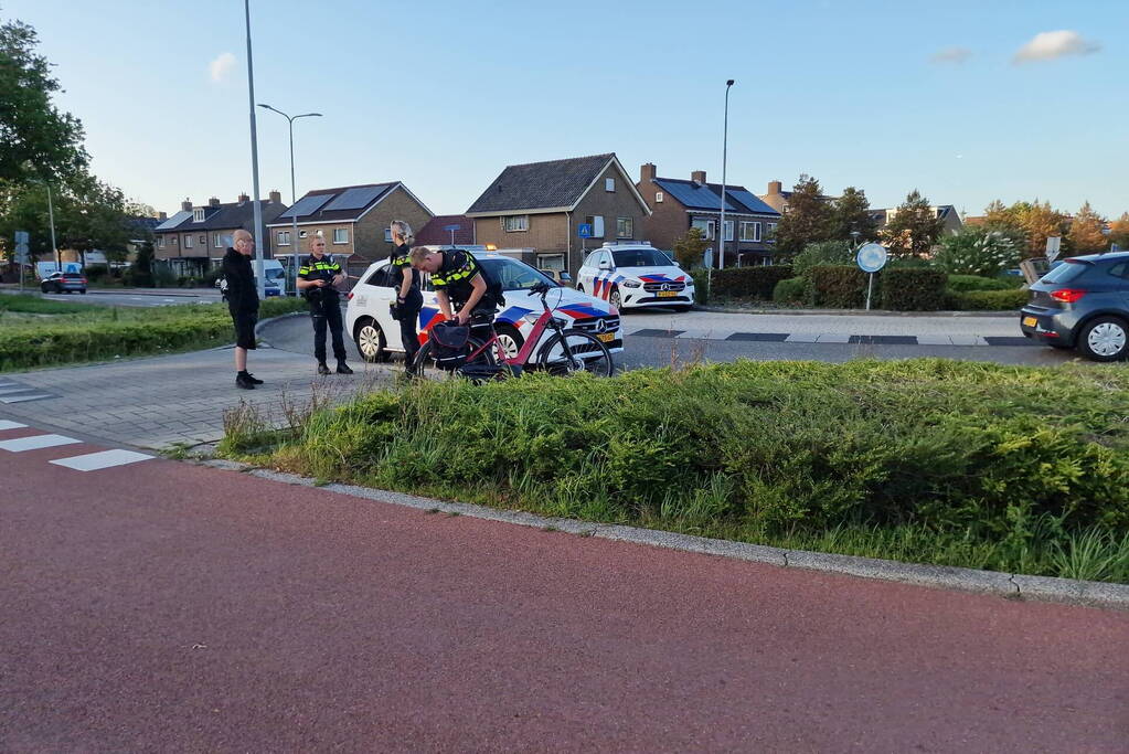 Bestuurder onder invloed rijdt e-bikker aan