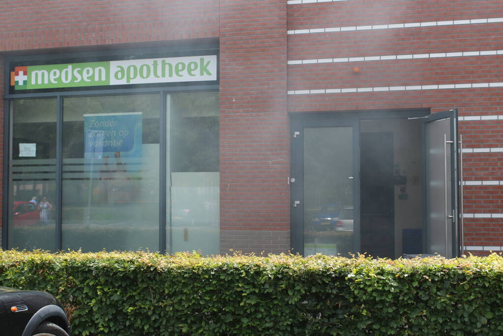 Winkelcentrum Deppenbroek ontruimd vanwege brand