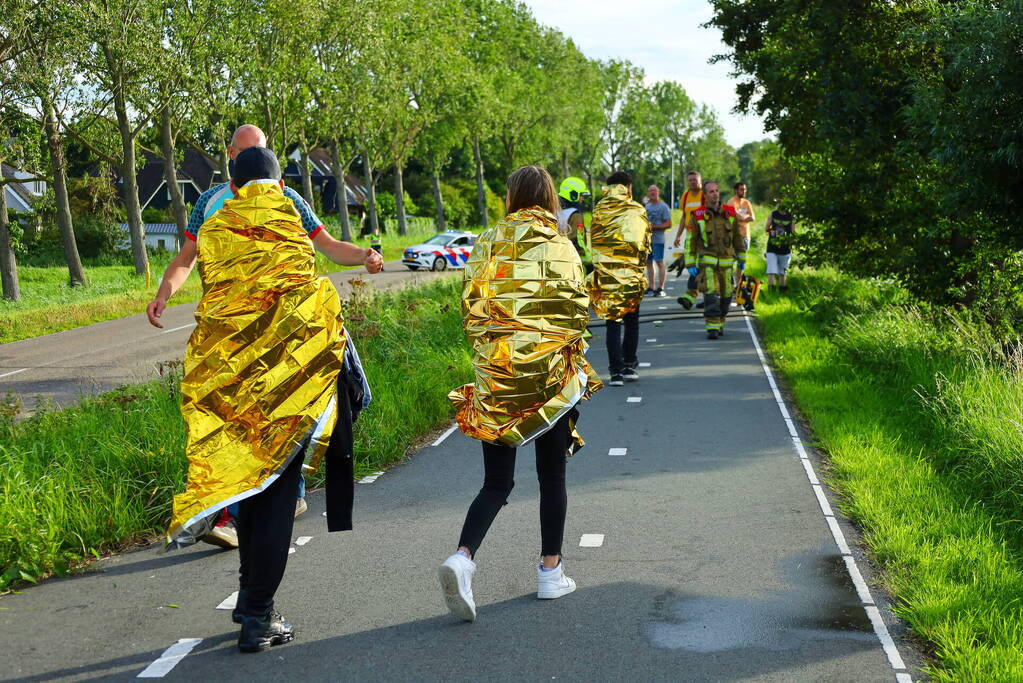 Pleziervaart in vlammen op